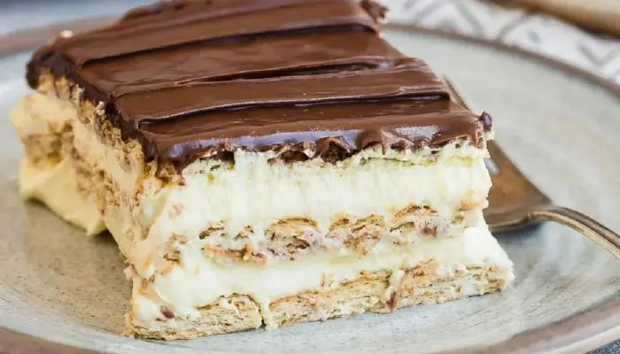 chocolate eclair cake