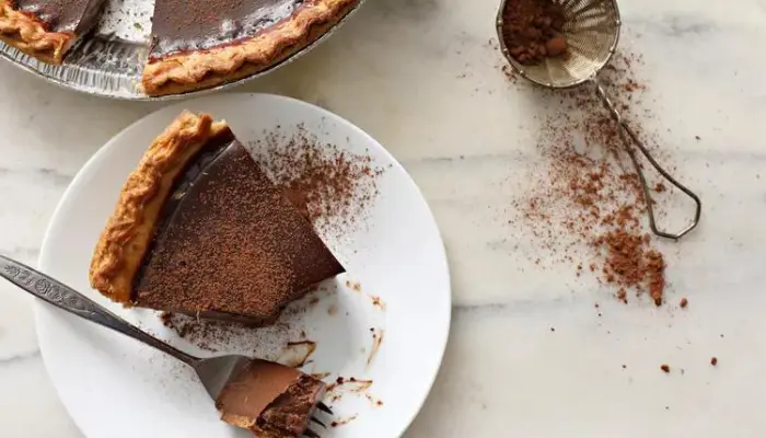 Quick and Easy Vegan Chocolate Pie