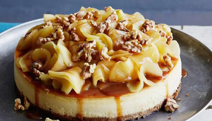 Best Caramel Apple Cheesecake