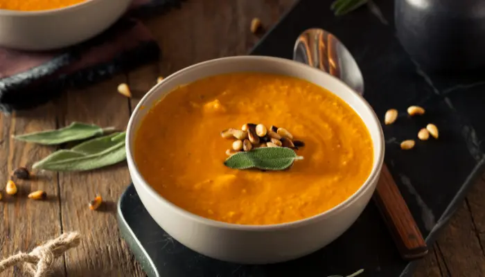 Easy Carrot Ginger Soup Vegan