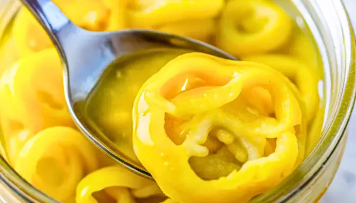 4-Ingredient Quick Pickled Banana Peppers